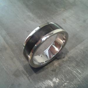 custom 14k white gold wedding band with wood inlay top view