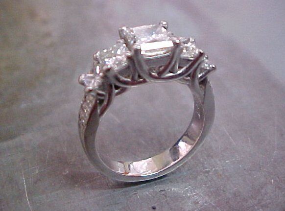 Dinesh Custom engagement ring testimonial
