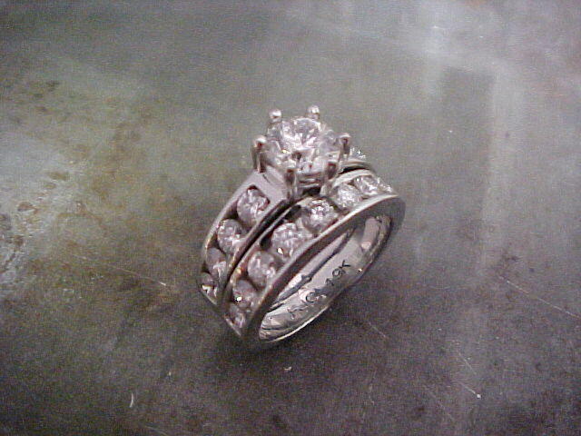 14k white gold engagement ring with matching wedding band