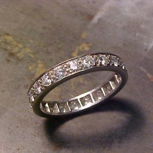 custom diamond wedding ring