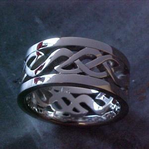custom celtic wedding ring