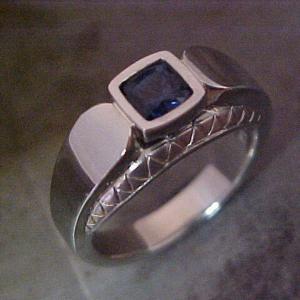 14k white gold custom ring with sapphire center gem