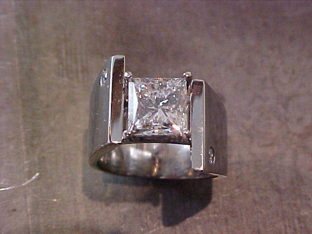 princess diamond offset engagement ring