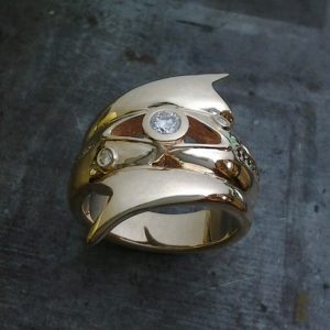 pisces 14k yellow diamond ring