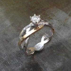 2 tone weblike engagement ring