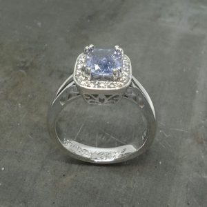 Light Blue sapphire and diamond 19k
