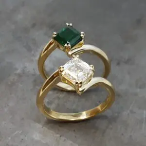 Emerald diamond 18k wedding set
