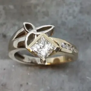 Two tone trinity princess diamond ring