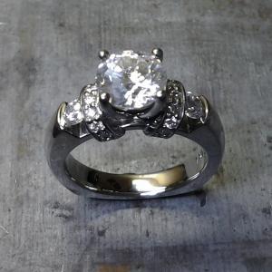 sleek modern 19k diamond engagement ring