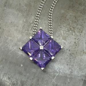 Purple princess cut platinum pendant