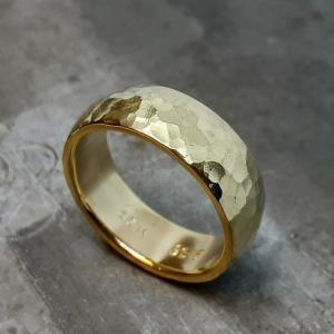 18k yellow gold 8mm wide hammered wedding band