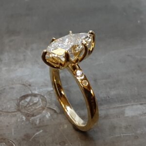 18k yellow marquise cut diamond engagement ring